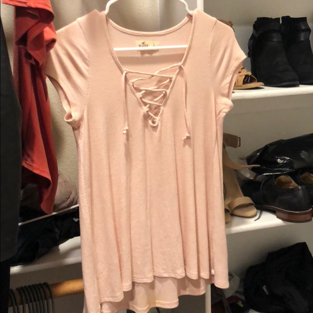 Hollister size small